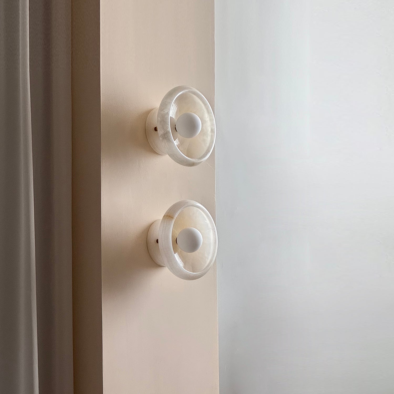 Onvix Natural Onyx Wall Light - Neutralighting