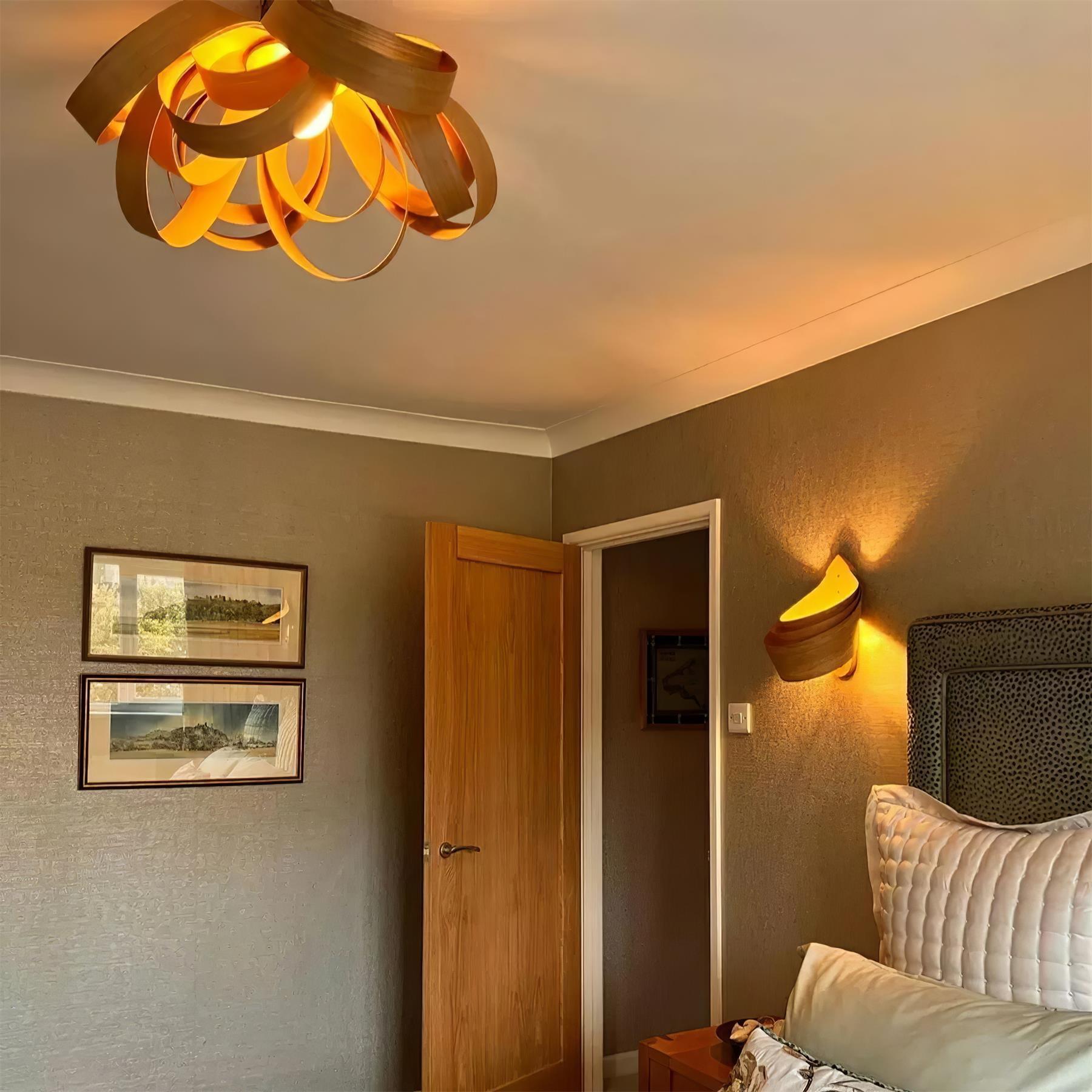 Veylo Wooden Ribbon Ceiling Lamp - Neutralighting