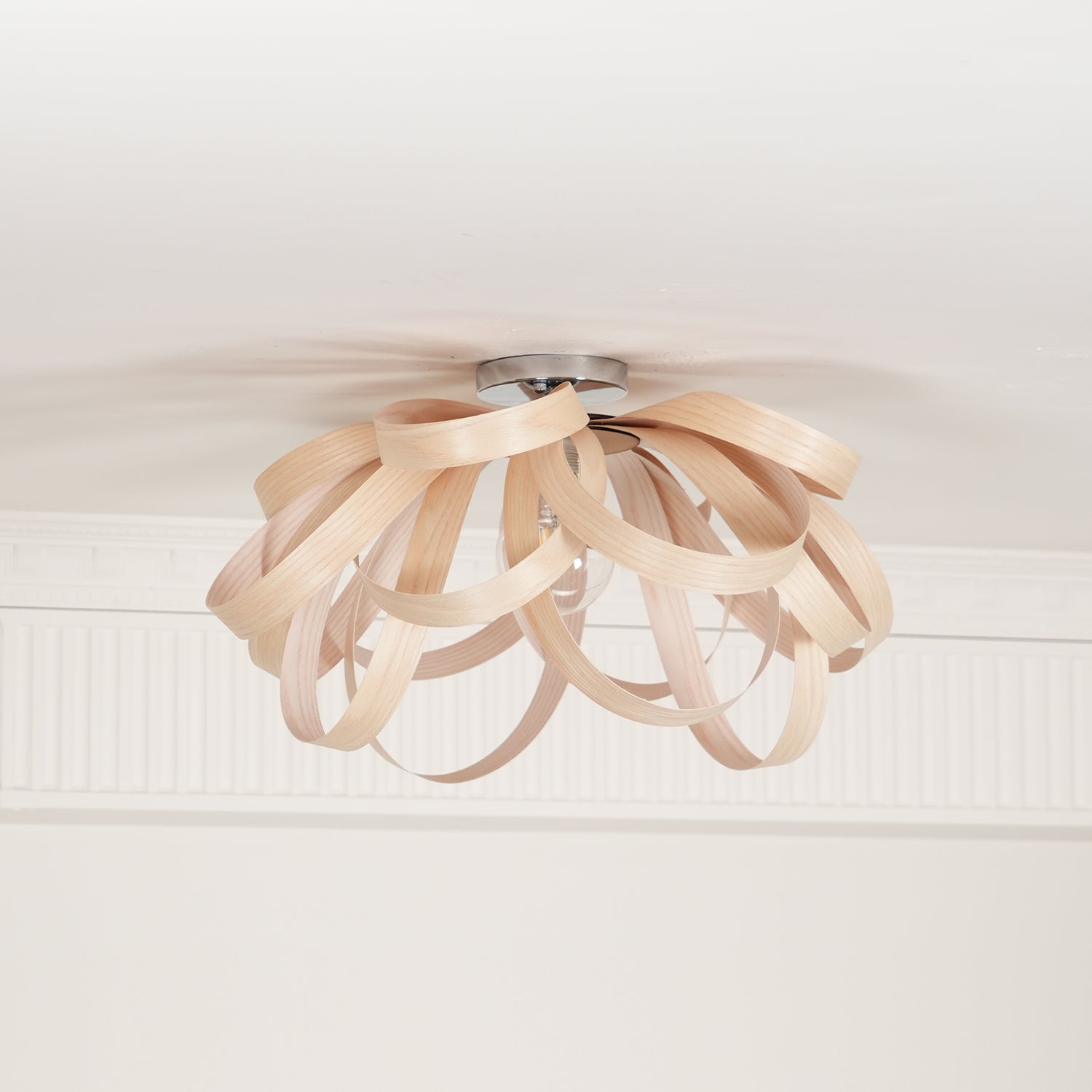 Veylo Wooden Ribbon Ceiling Lamp - Neutralighting
