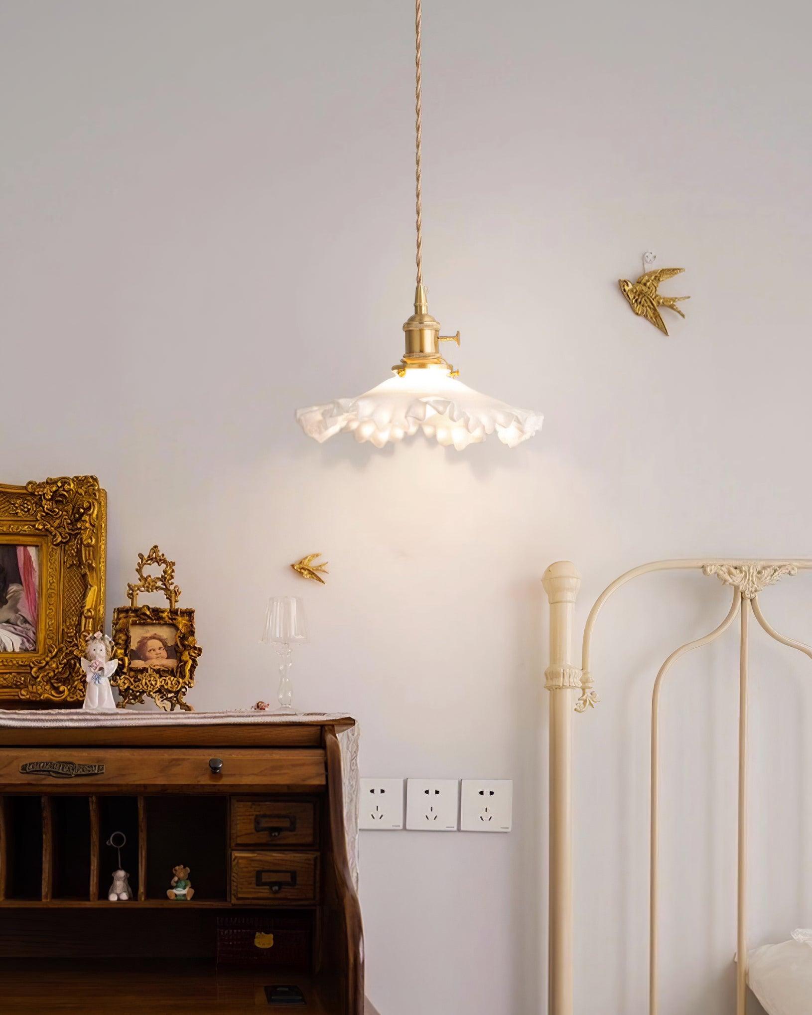Pendant Lamp Glass Ruffle Shade Brass Warm Glow - Neutralighting