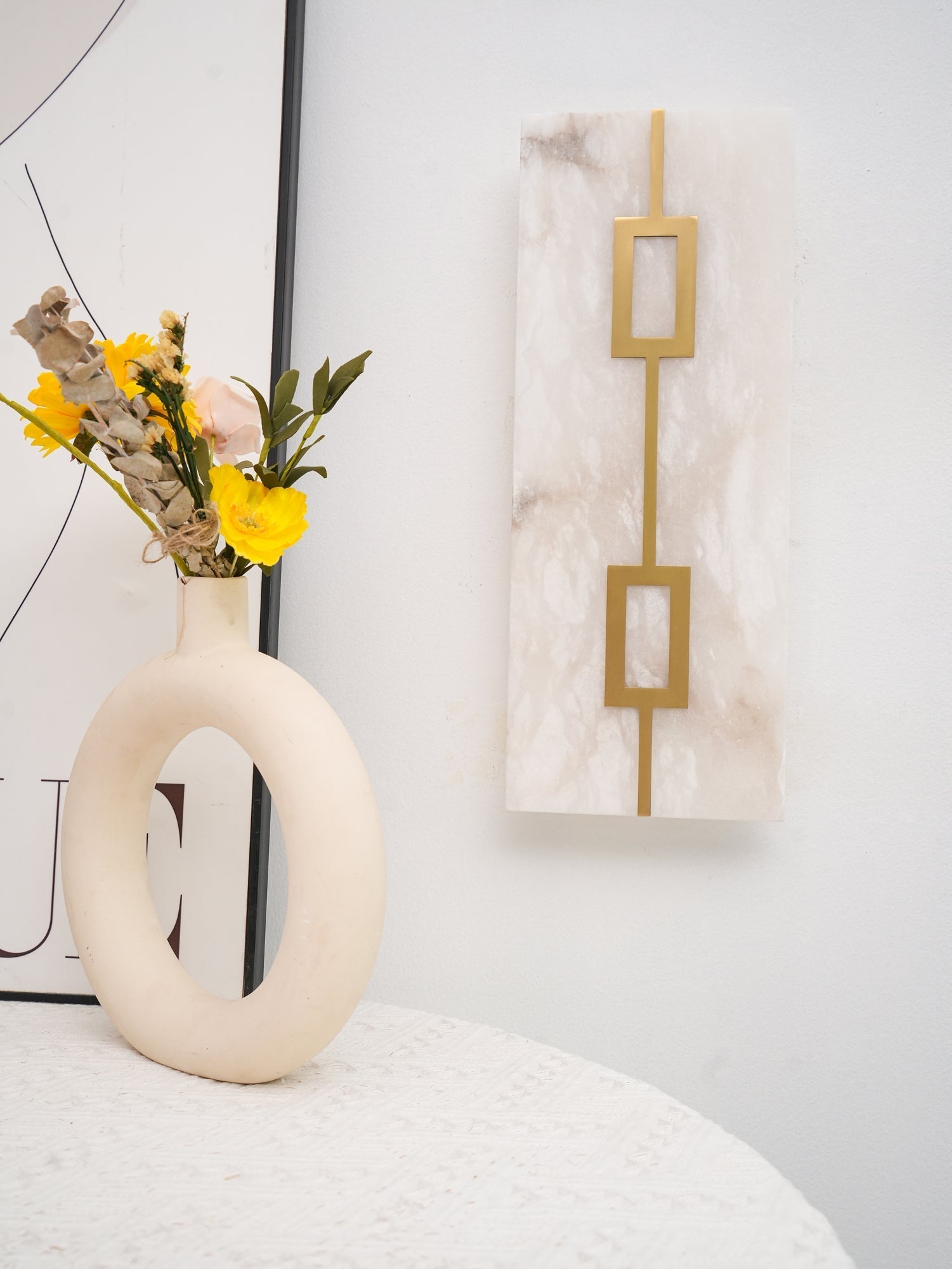 Alvelor Geometric Alabaster Wall Light - Neutralighting
