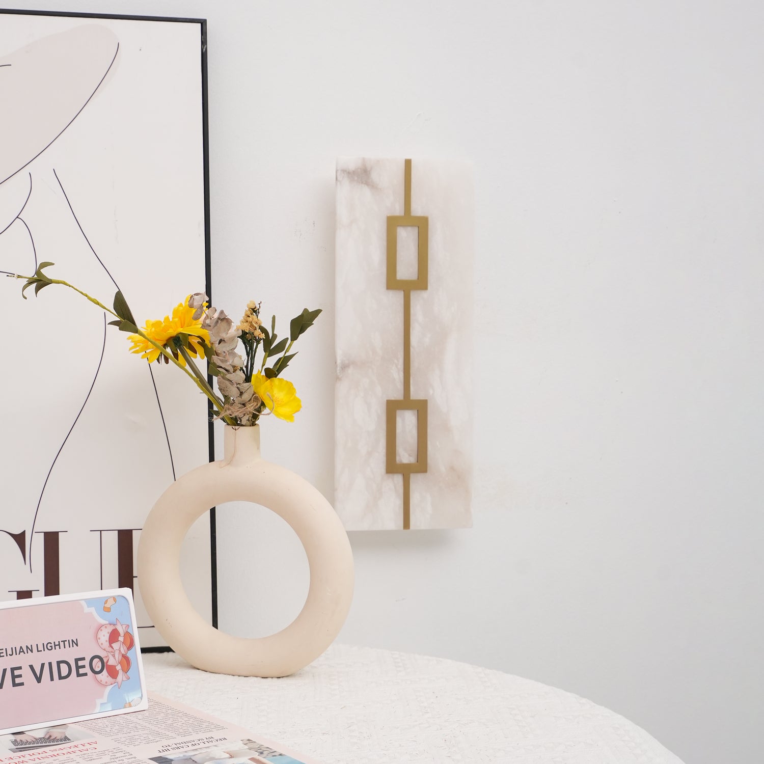 Alvelor Geometric Alabaster Wall Light - Neutralighting