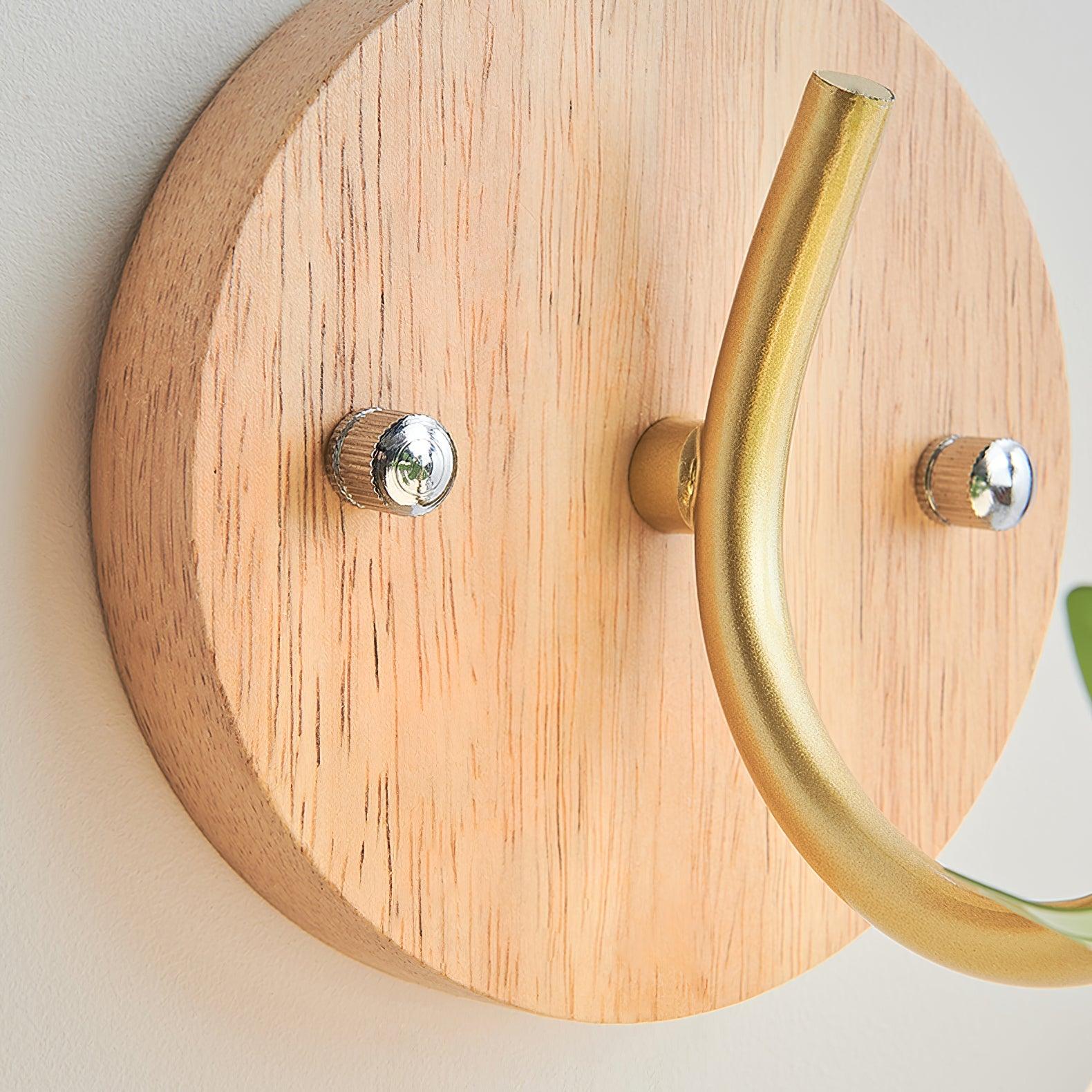 Pebora Strawberry-Inspired Wall Lamp - Neutralighting