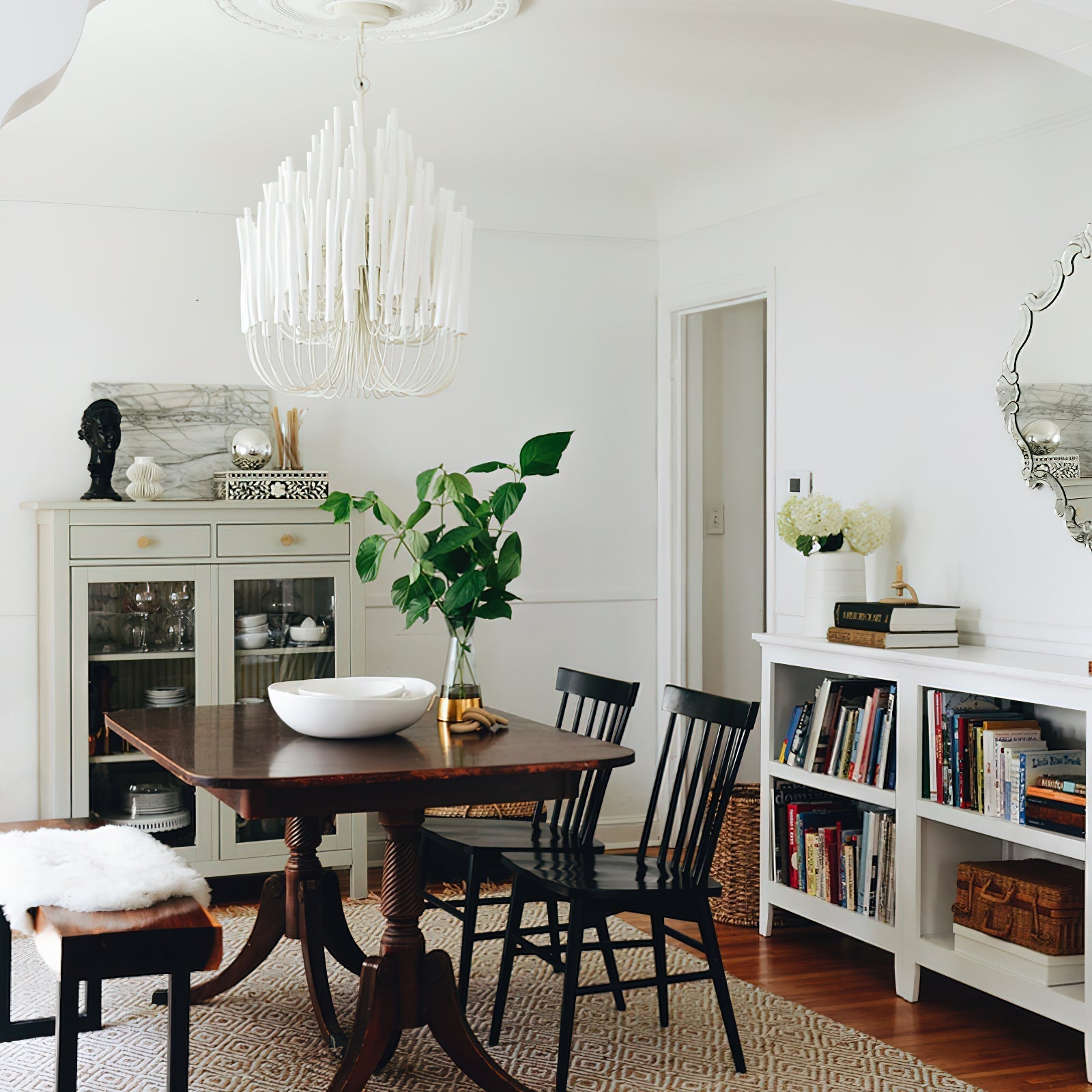 Drox Sculptural Chandeliers - Neutralighting