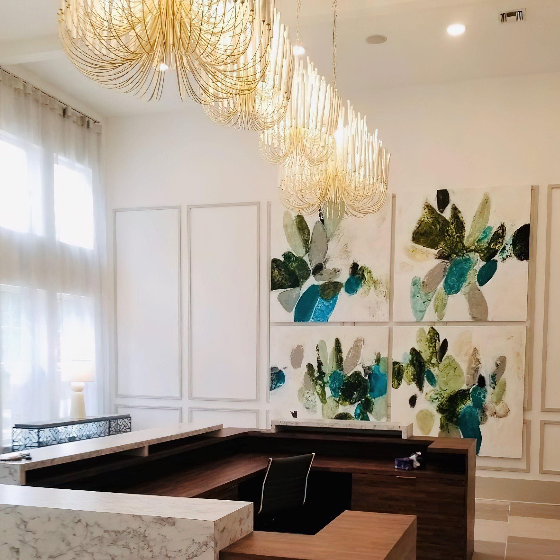 Drox Sculptural Chandeliers - Neutralighting