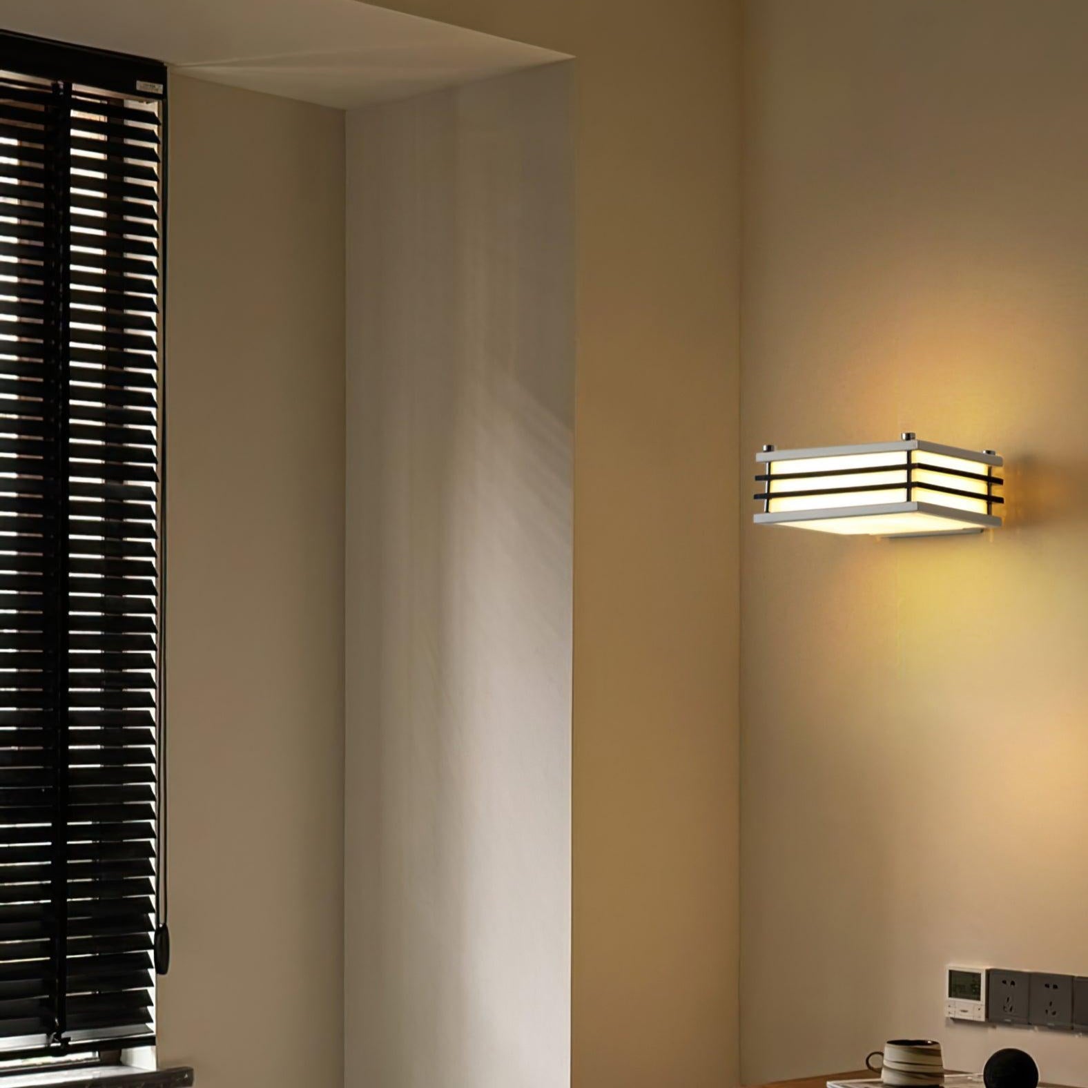 Lyra Minimalist Wall Light - Neutralighting