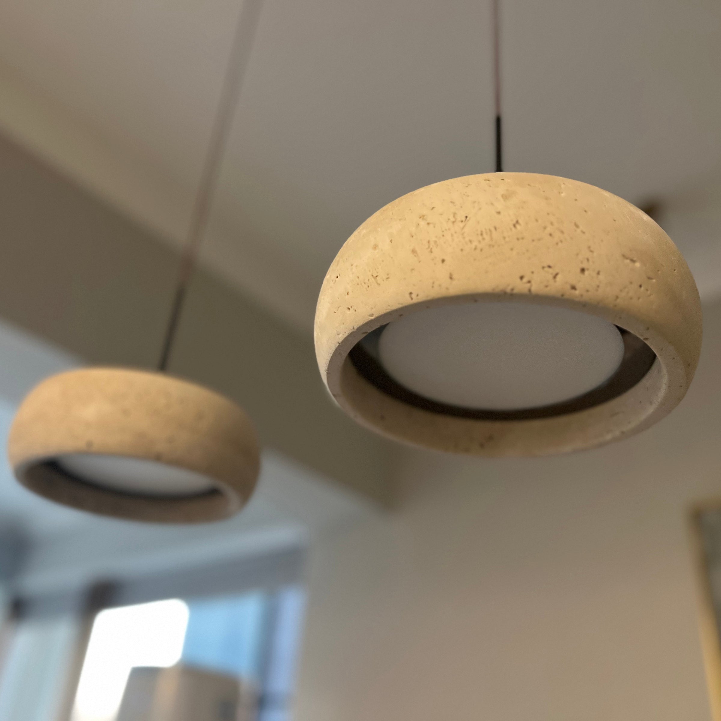 Ritta Donut-Shaped Pendant Lights Travertine - Neutralighting