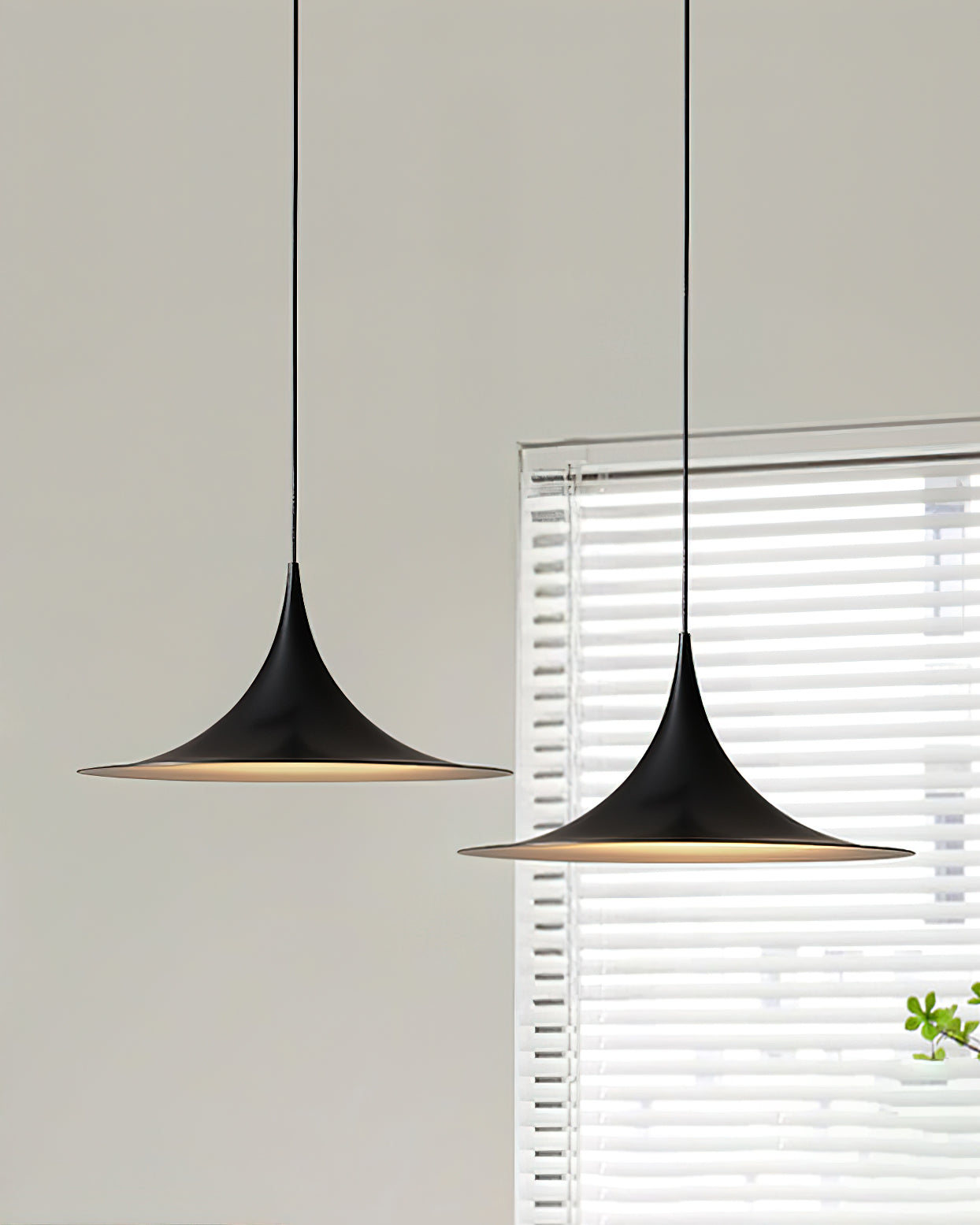 Pendant Lamp Slim Neck and Wide Flare Contemporary Dining - Neutralighting