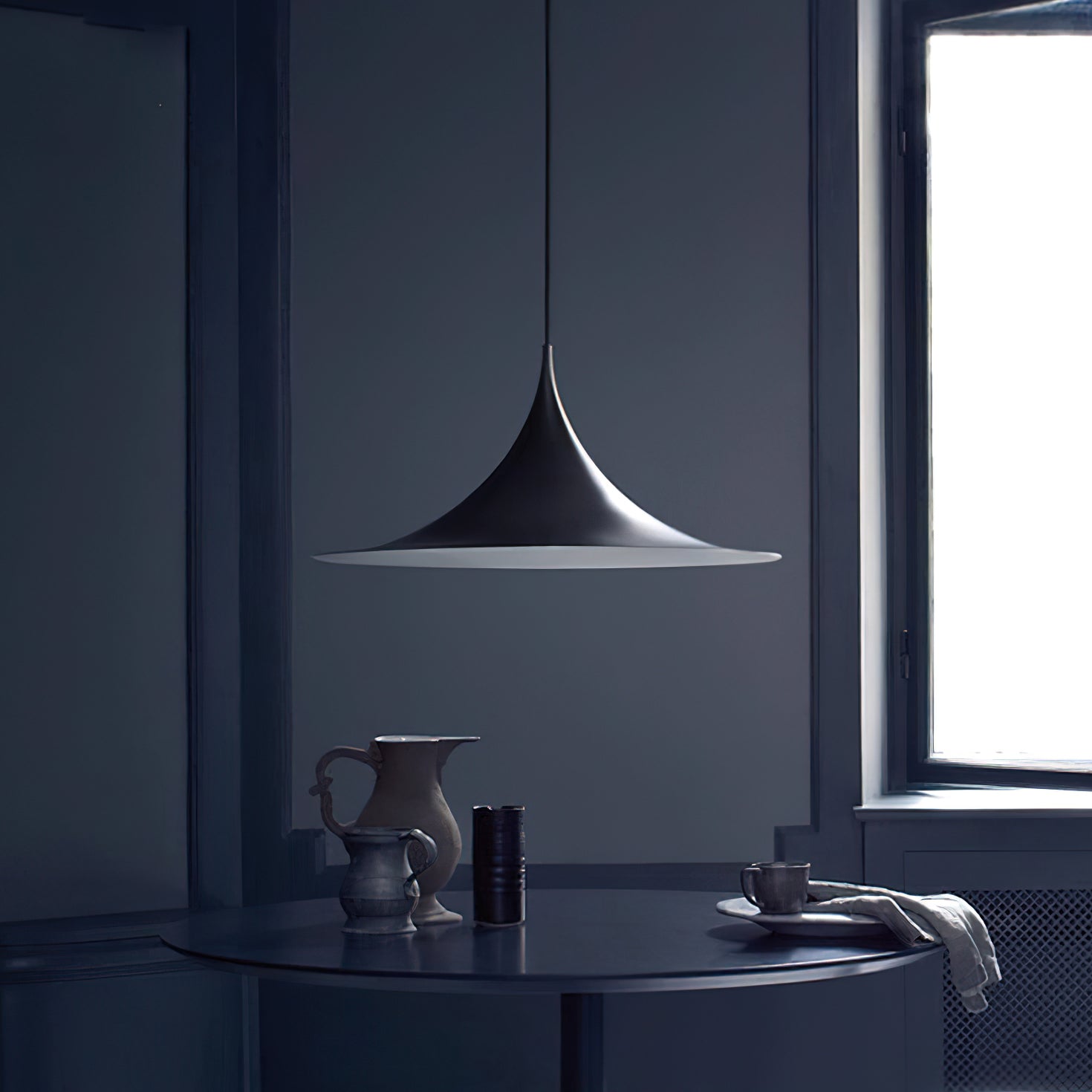 Pendant Lamp Slim Neck and Wide Flare Contemporary Dining - Neutralighting