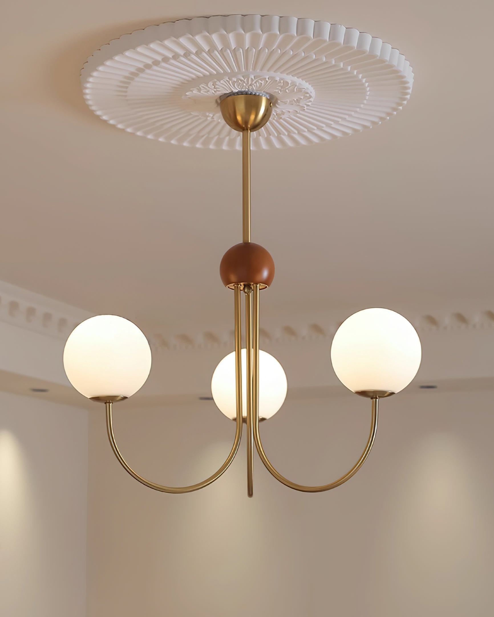 Candil Modern Brass and Globe Glass Chandelier - Neutralighting