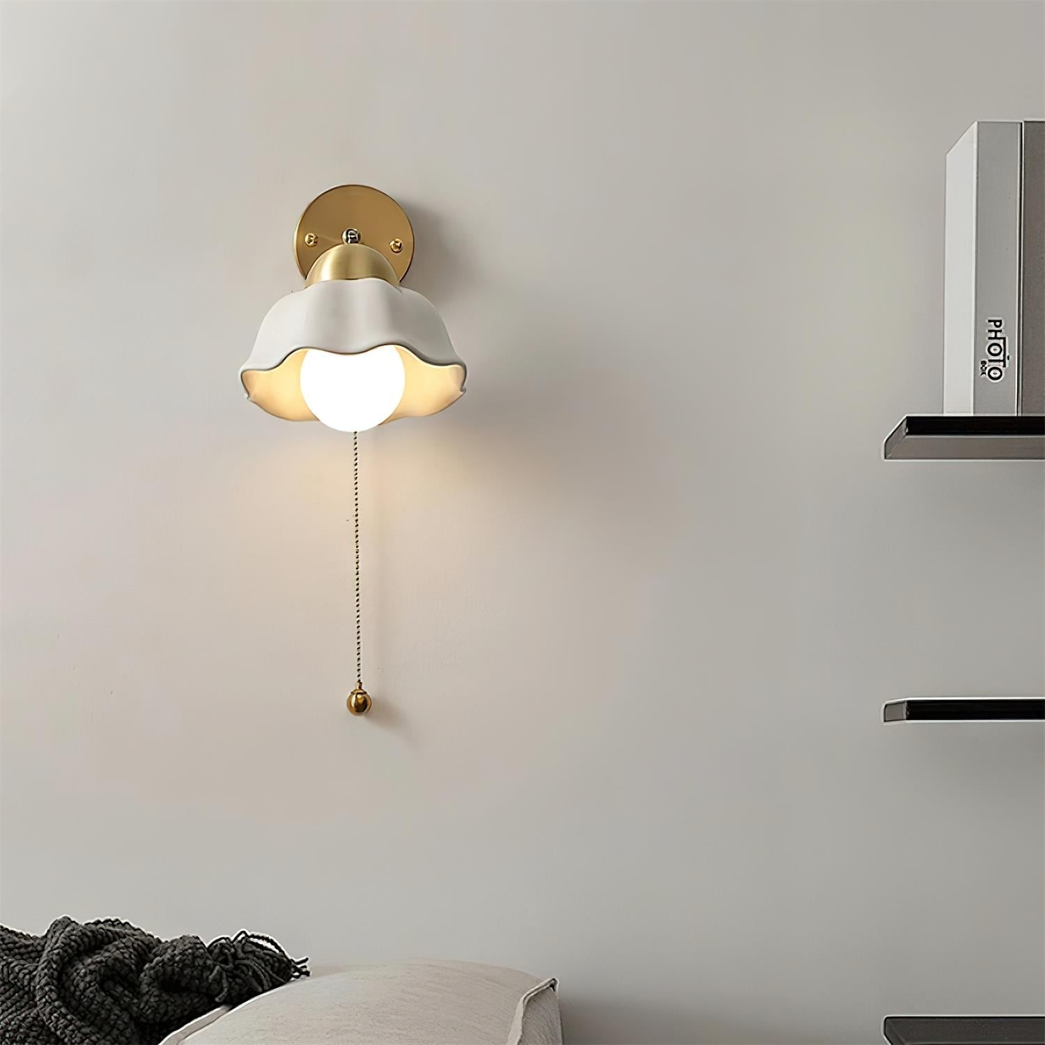 Wall Lamp Brass and Ceramic Wavy Shade Globe Accent Retro Artistic - Neutralighting