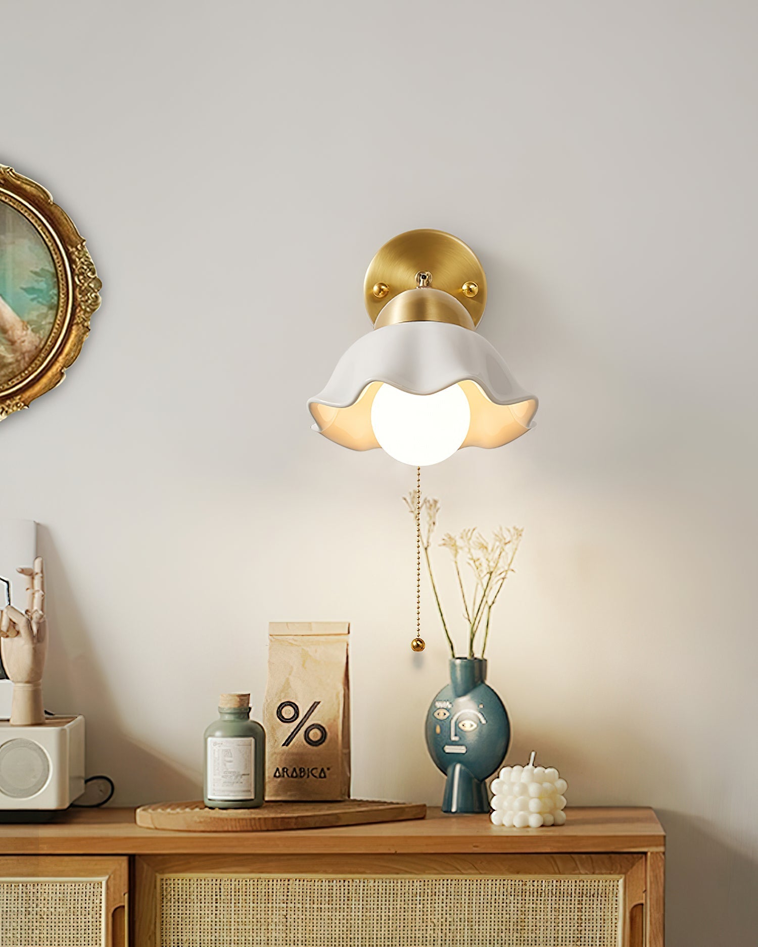 Wall Lamp Brass and Ceramic Wavy Shade Globe Accent Retro Artistic - Neutralighting
