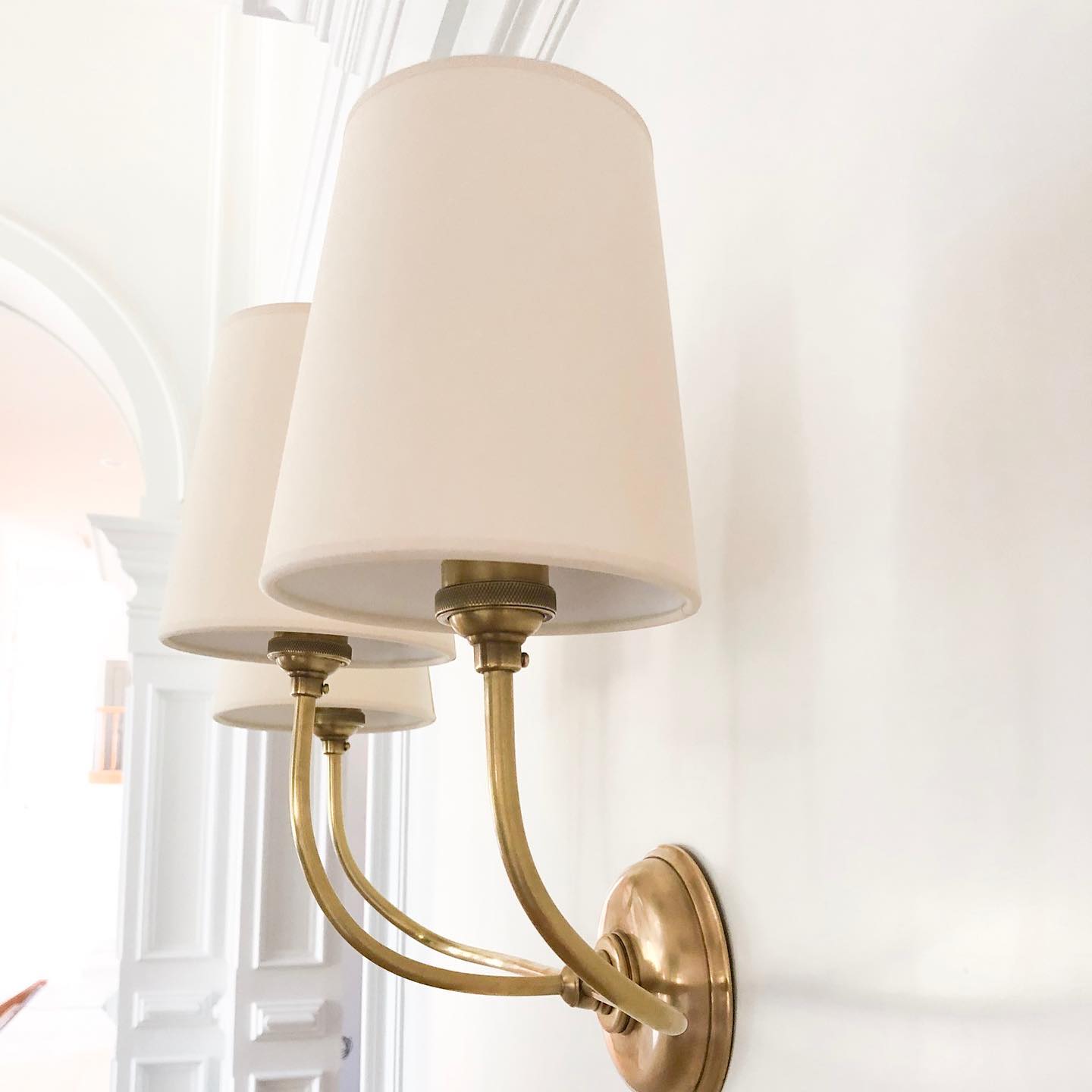 Victor Wall Lamp Black Bronze Fabric - Neutralighting