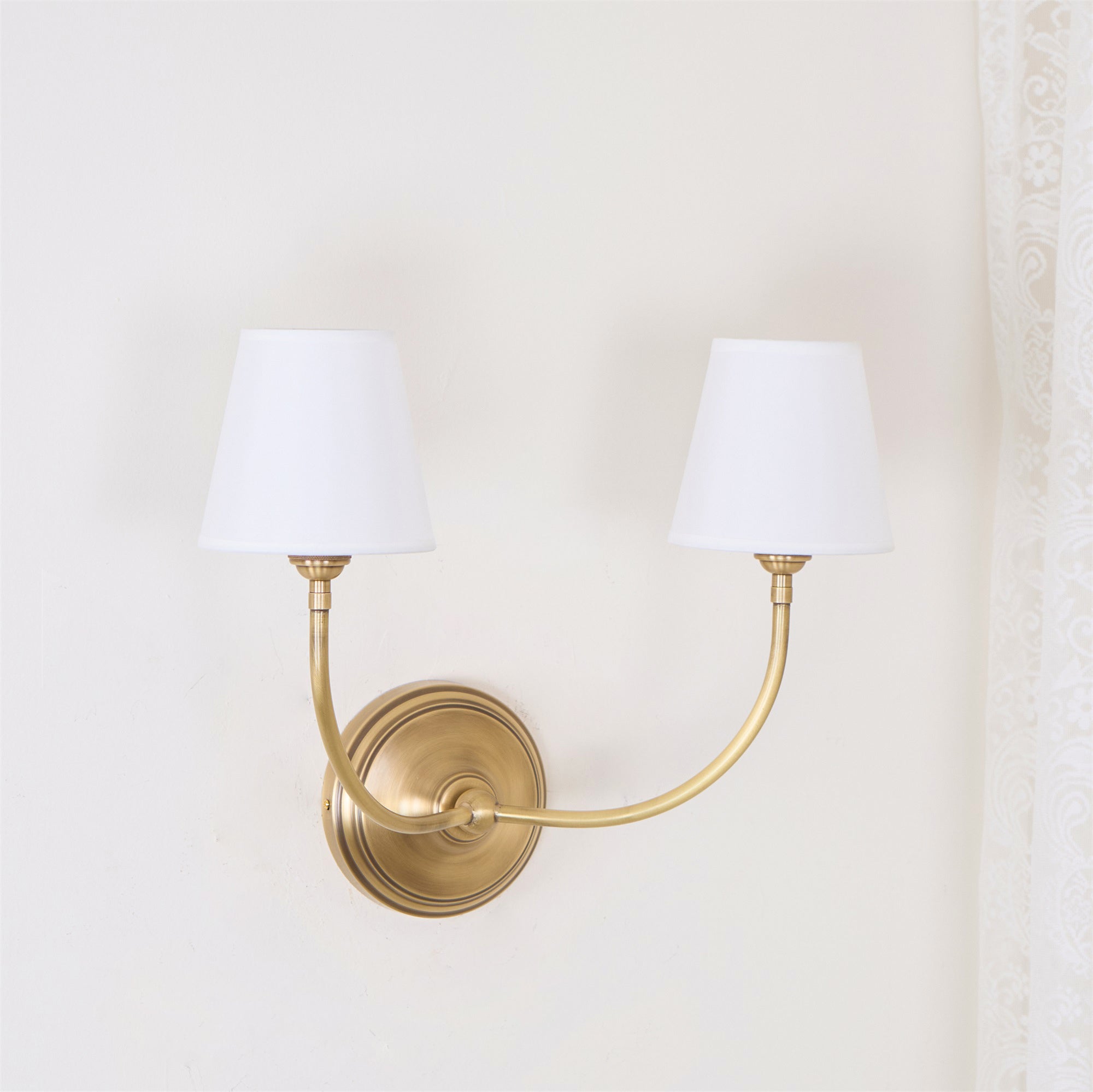 Victor Wall Lamp Black Bronze Fabric - Neutralighting