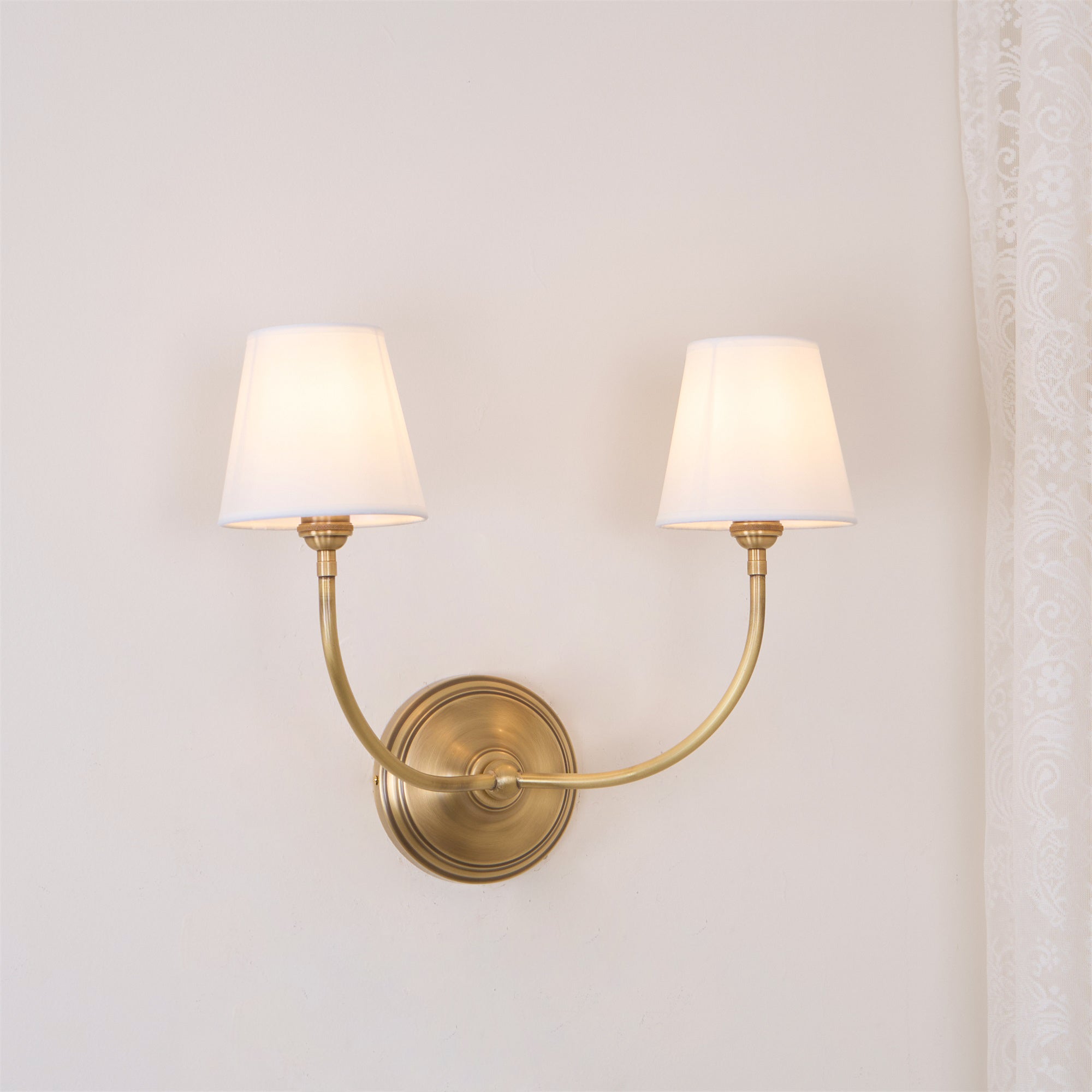 Victor Wall Lamp Black Bronze Fabric - Neutralighting