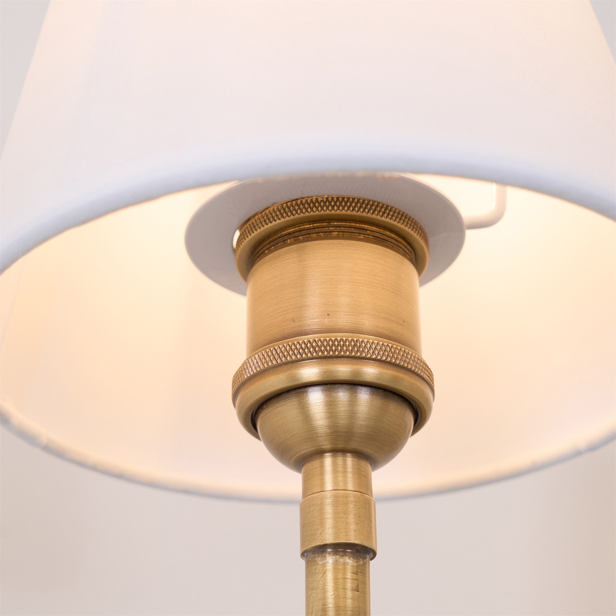 Victor Wall Lamp Black Bronze Fabric - Neutralighting