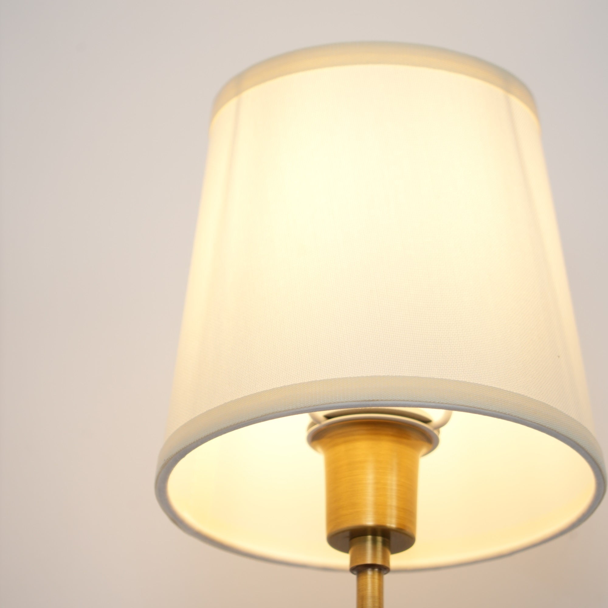 Victor Wall Lamp Black Bronze Fabric - Neutralighting