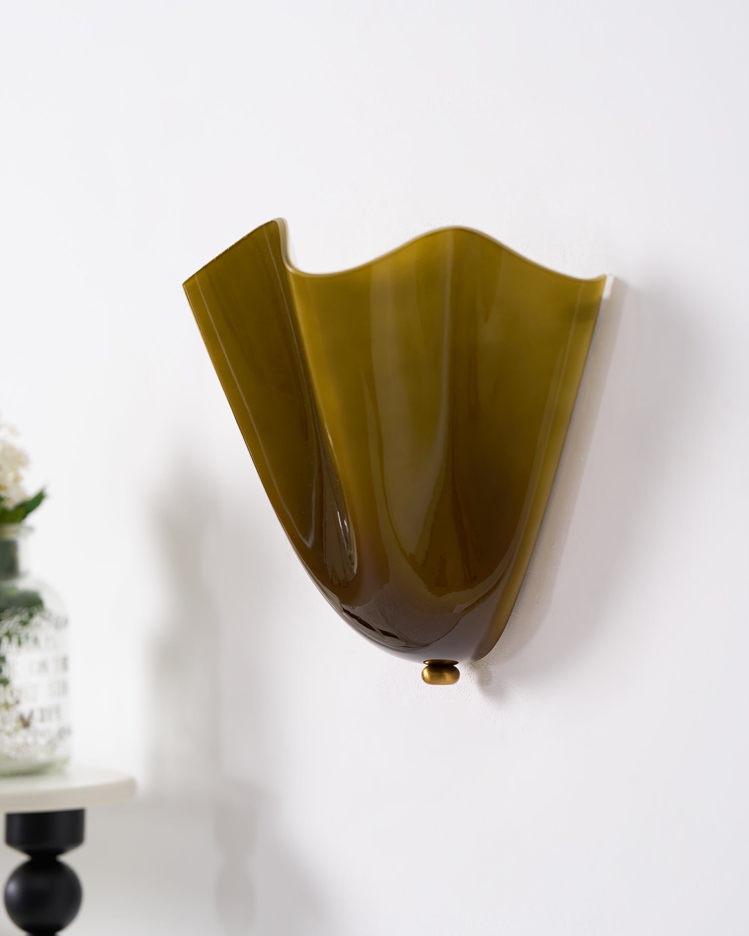 Elara Wall Lamp - Neutralighting
