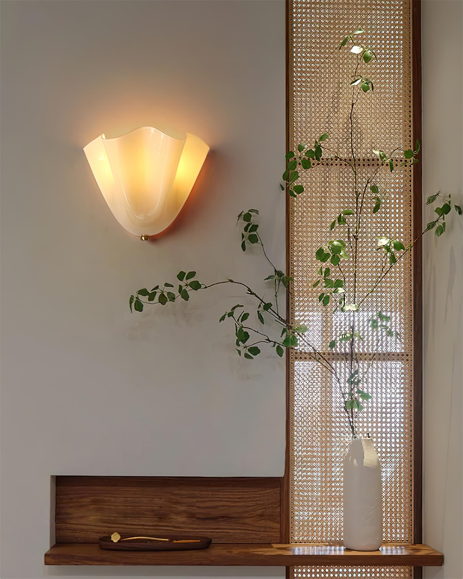 Elara Wall Lamp - Neutralighting