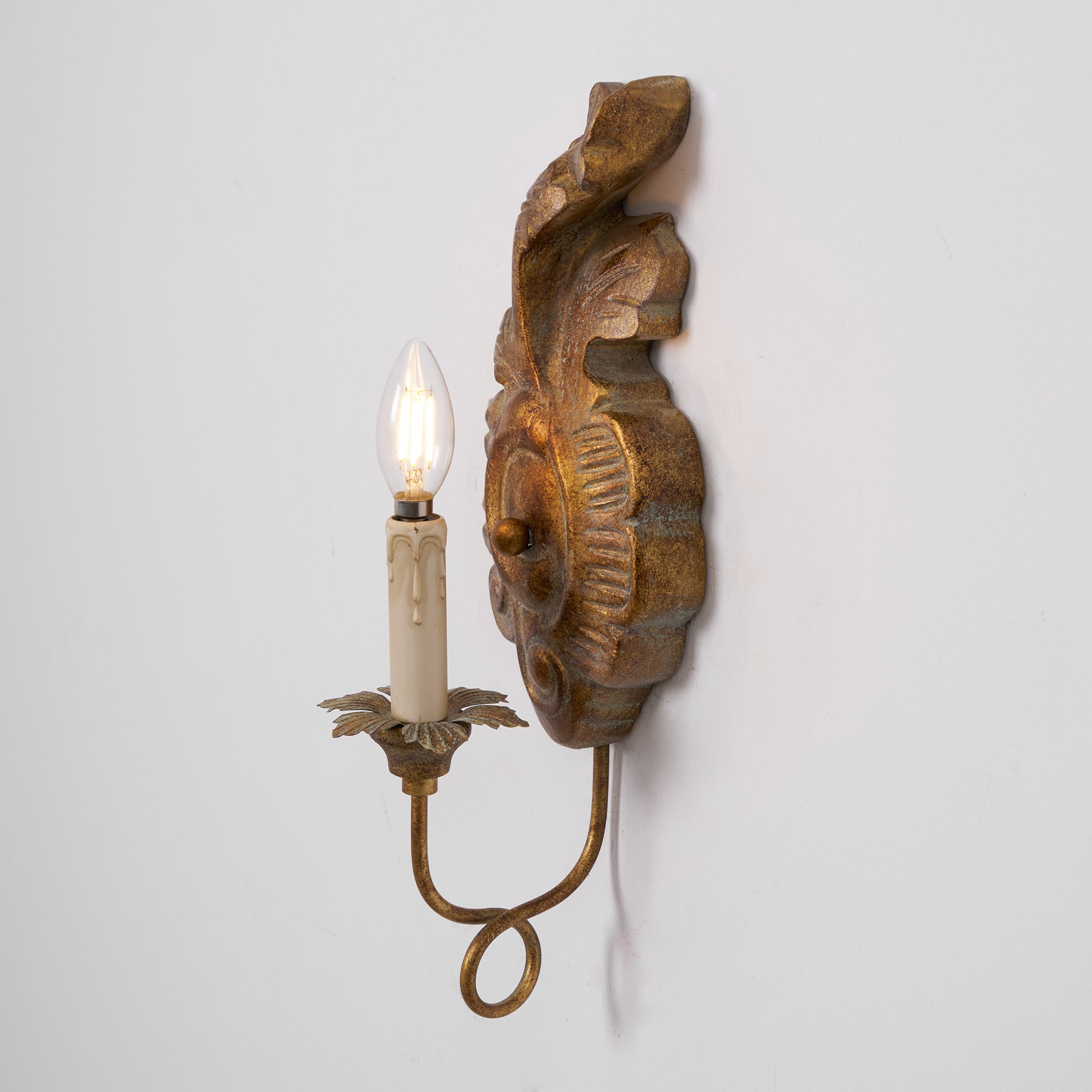 Louis Indoor Wall Lamp Wood - Neutralighting