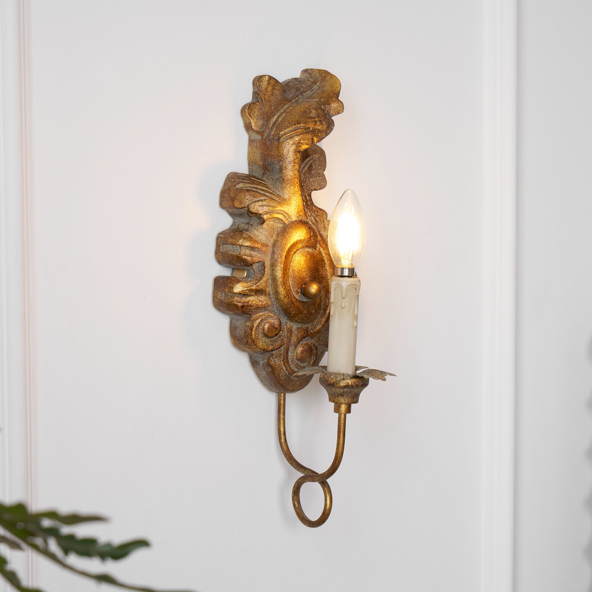 Louis Indoor Wall Lamp Wood - Neutralighting