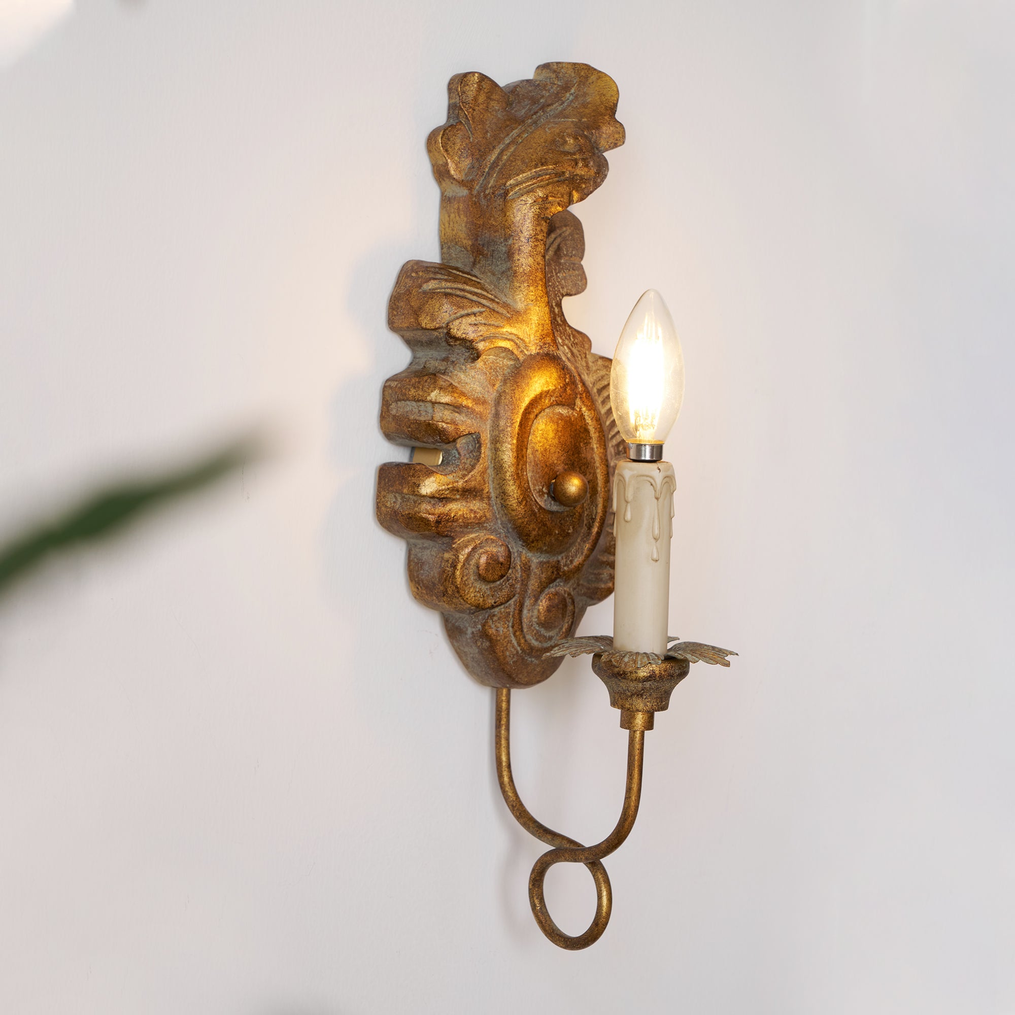 Louis Indoor Wall Lamp Wood - Neutralighting