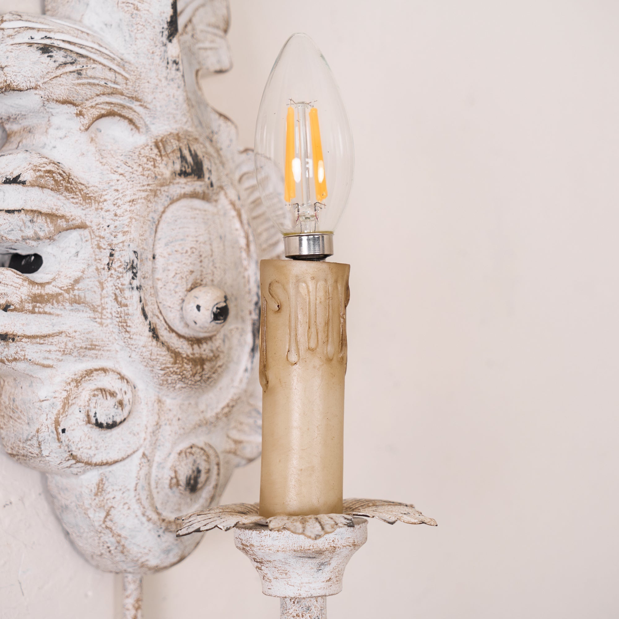 Louis Indoor Wall Lamp Wood - Neutralighting