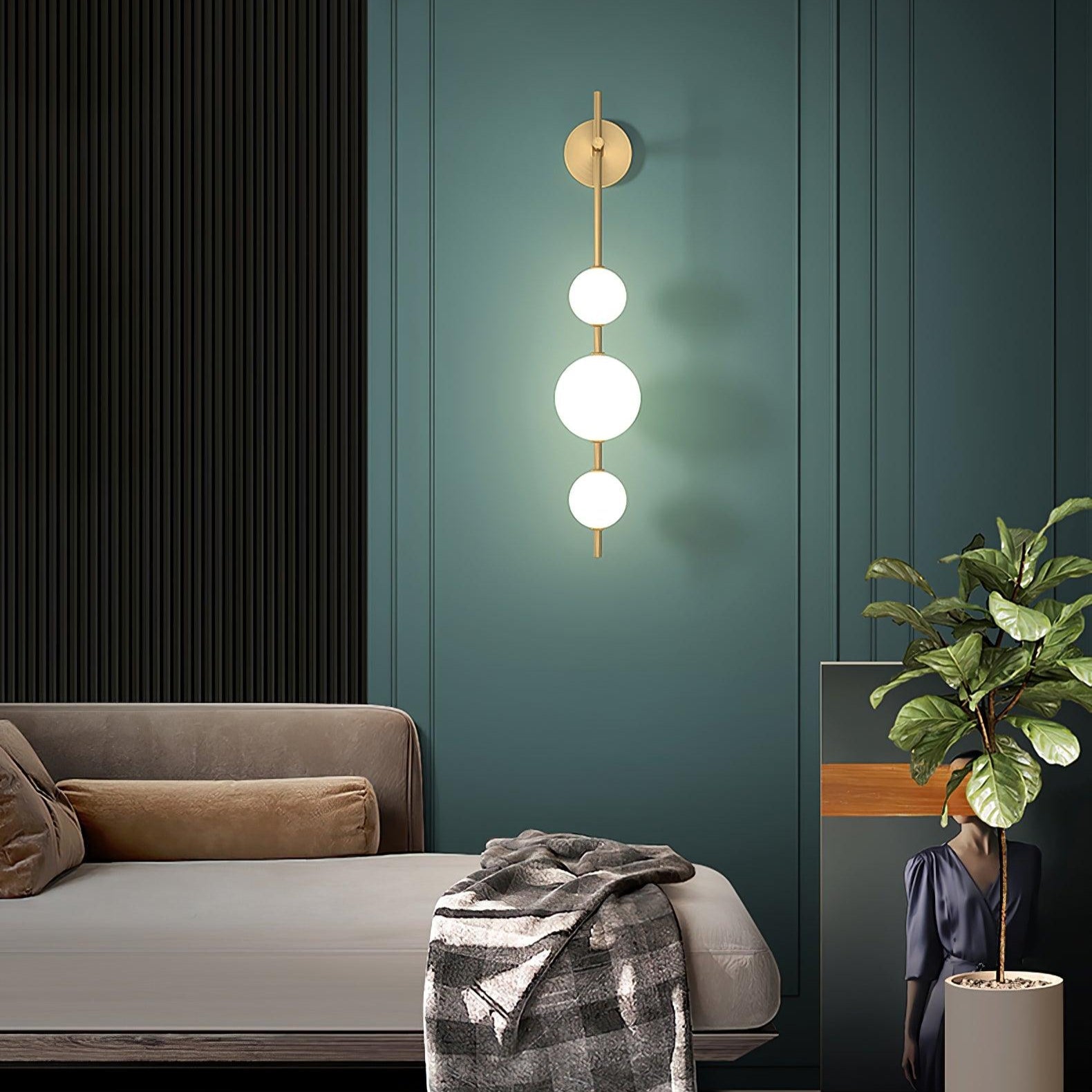 Cerin Vertical Globe Wall Lamp - Neutralighting