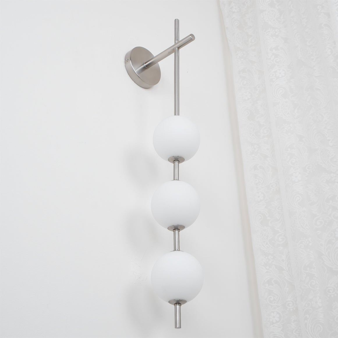 Cerin Vertical Globe Wall Lamp - Neutralighting