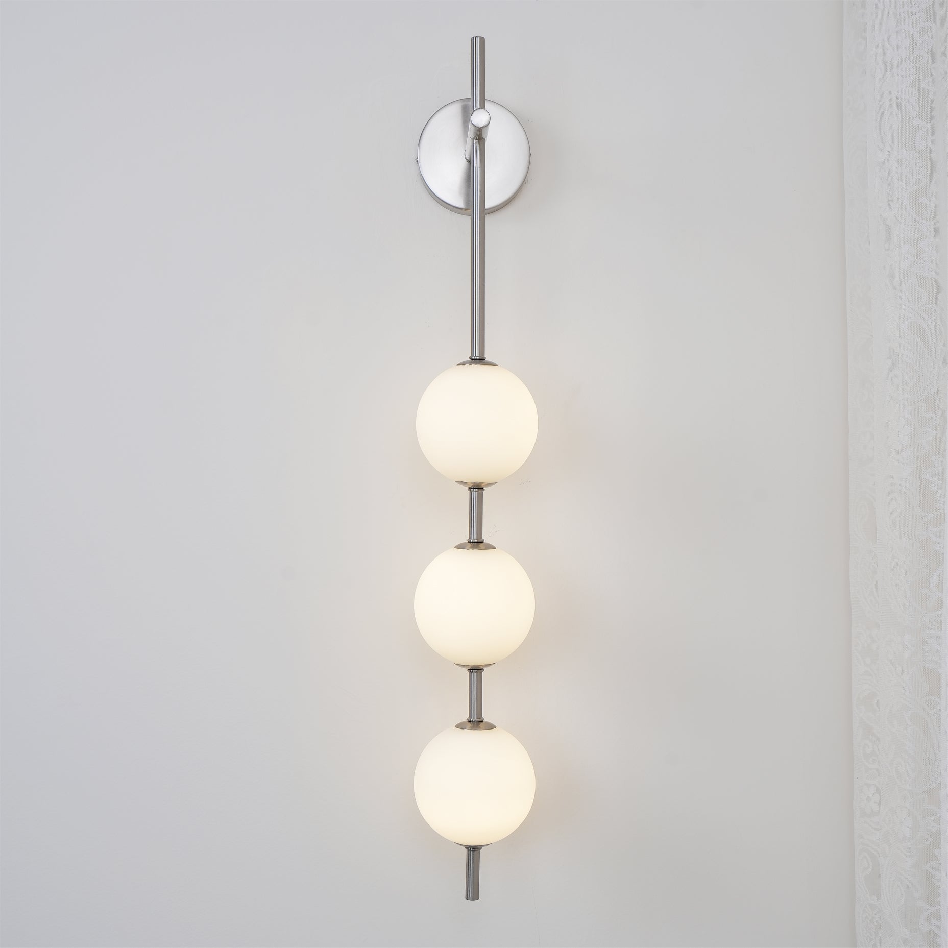Cerin Vertical Globe Wall Lamp - Neutralighting