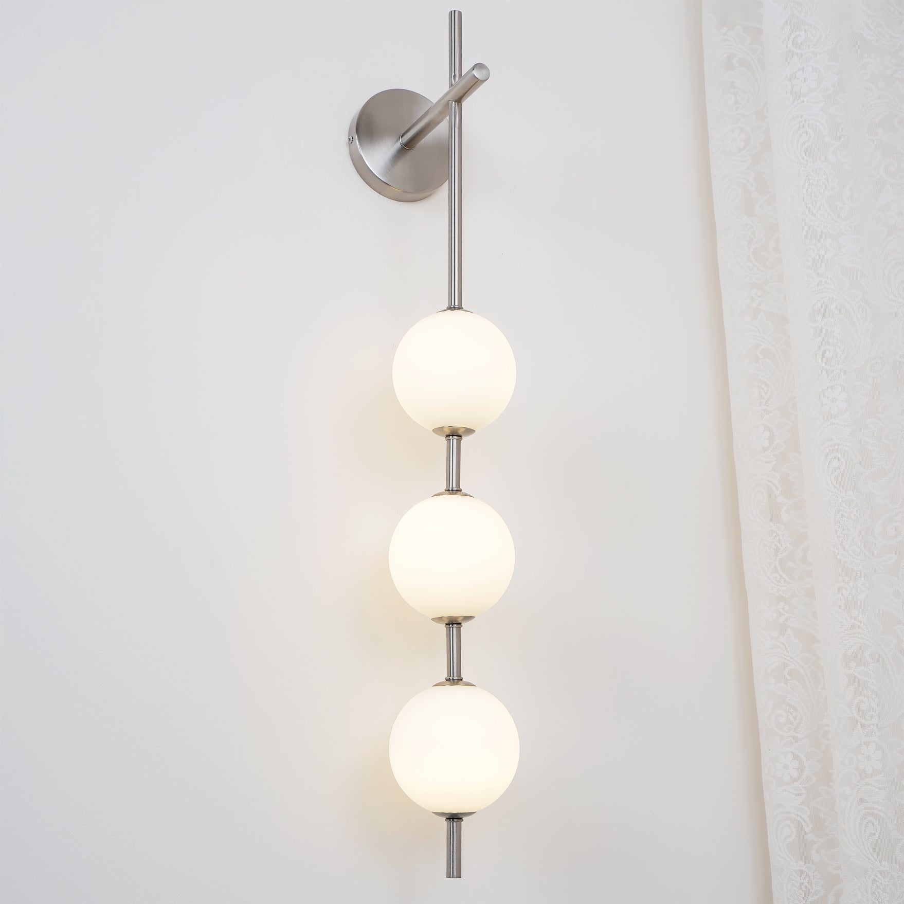 Cerin Vertical Globe Wall Lamp - Neutralighting