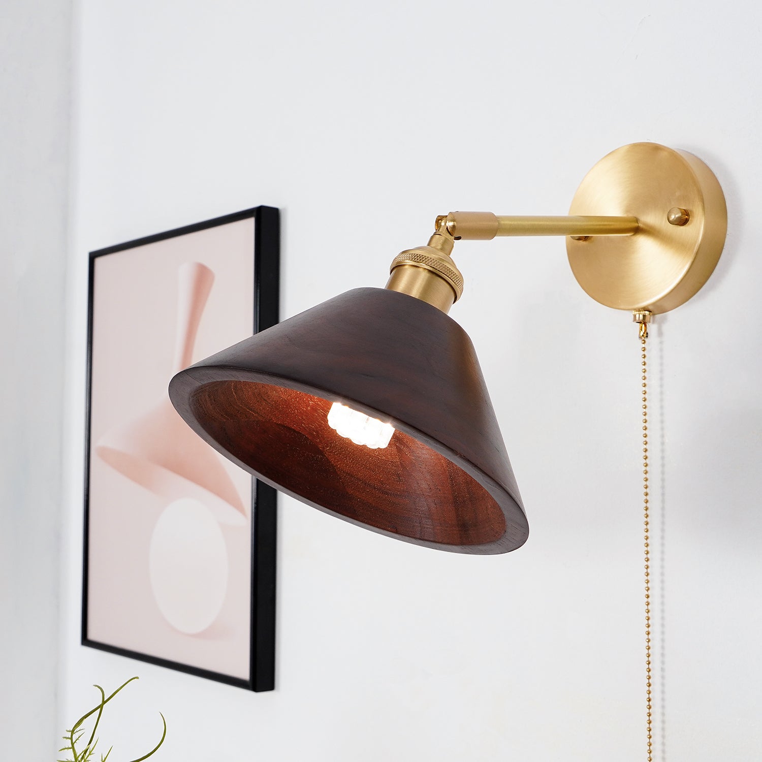 Eira Vintage Pull Chain Switch Wall Lamp - Neutralighting
