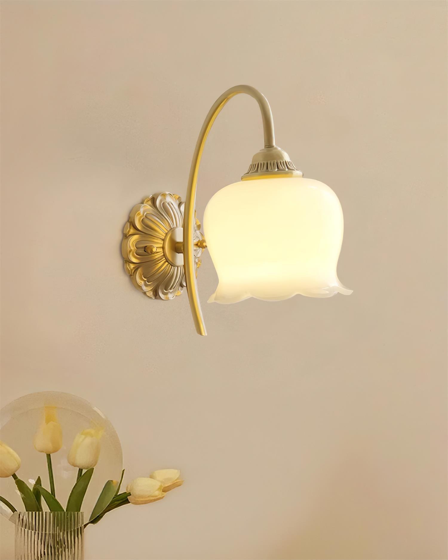 Bellora Vintage Gold Wall Lamp - Neutralighting