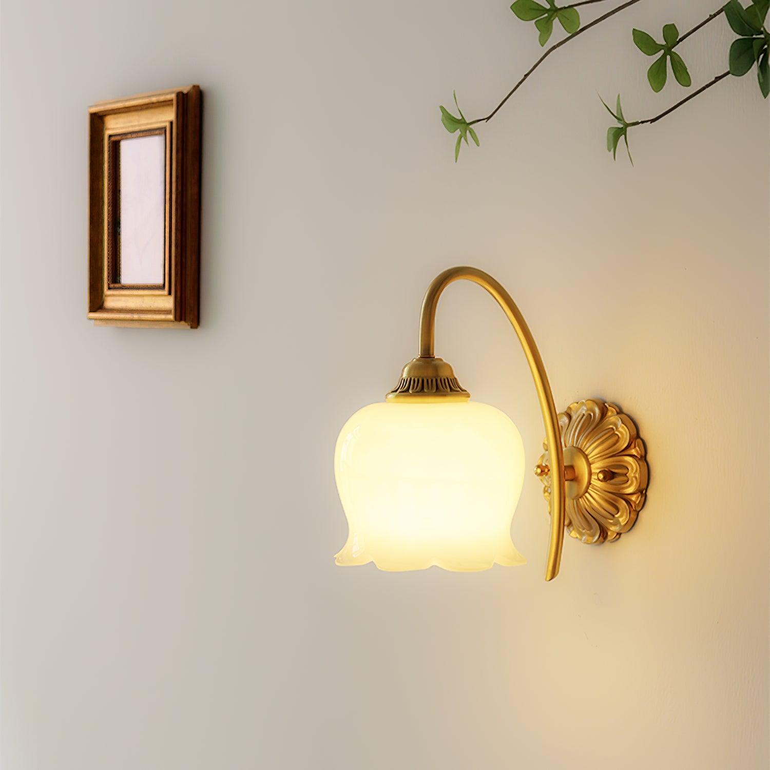 Bellora Vintage Gold Wall Lamp - Neutralighting