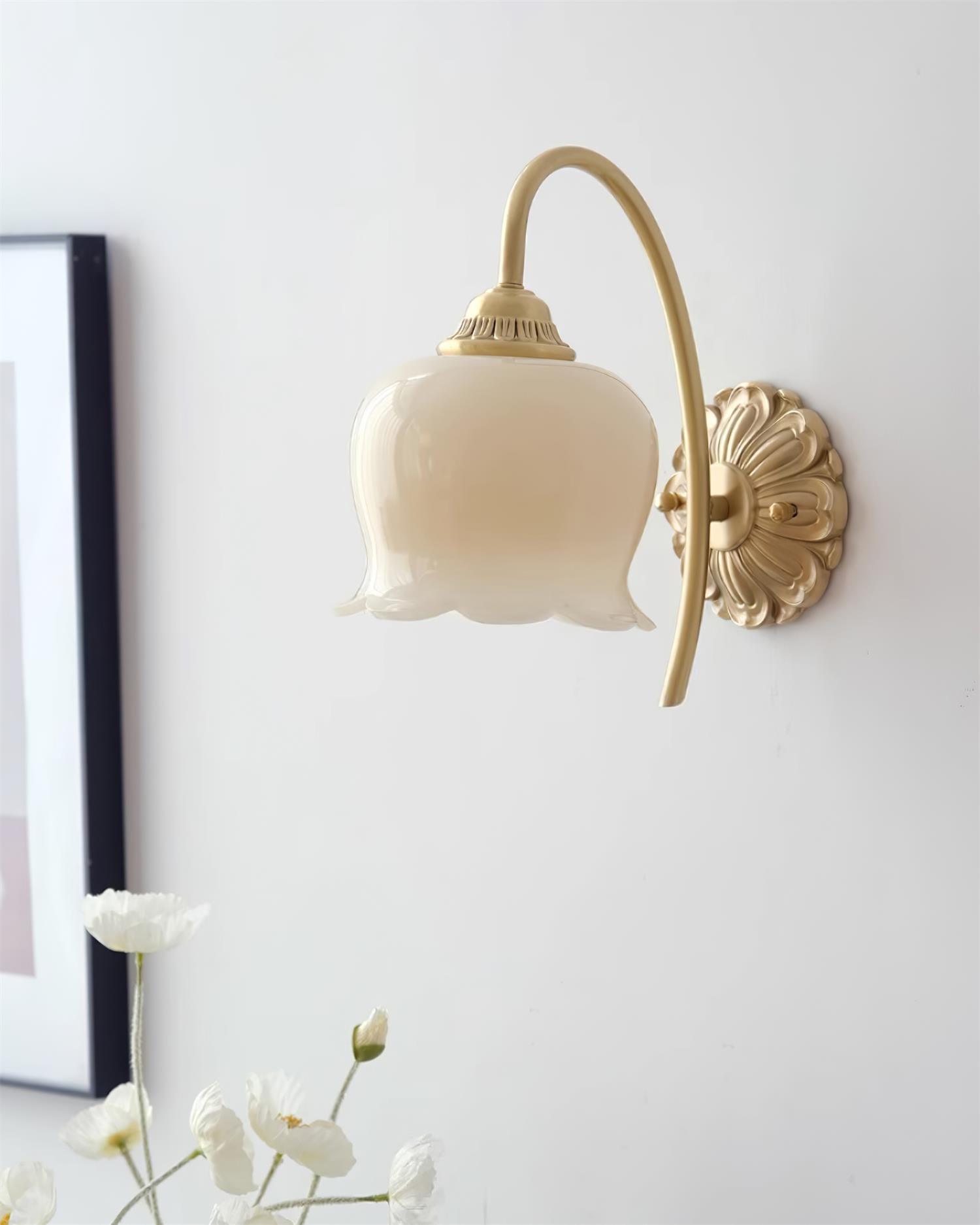 Bellora Vintage Gold Wall Lamp - Neutralighting