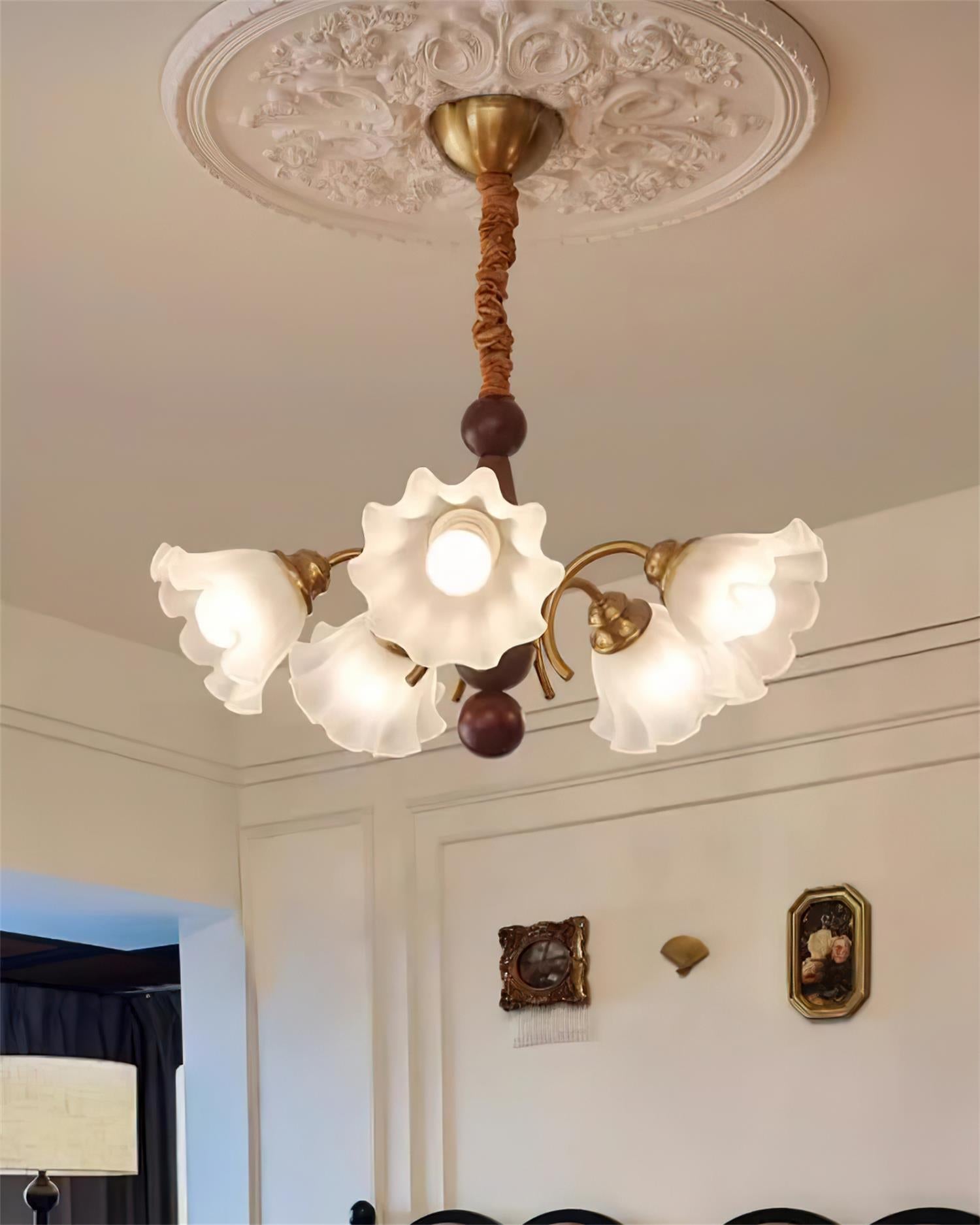 Sorrel Vintage Chandelier - Neutralighting