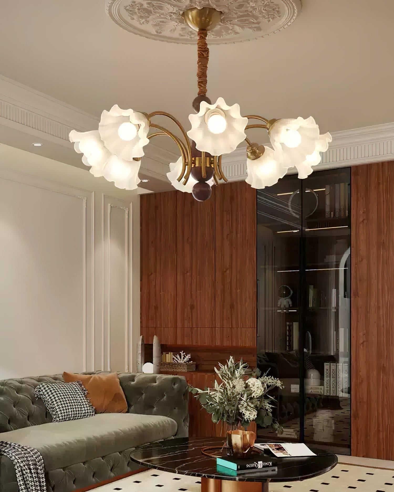 Sorrel Vintage Chandelier - Neutralighting