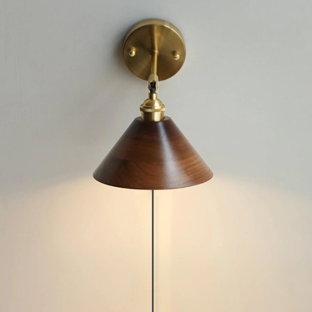 Eira Vintage Pull Chain Switch Wall Lamp - Neutralighting
