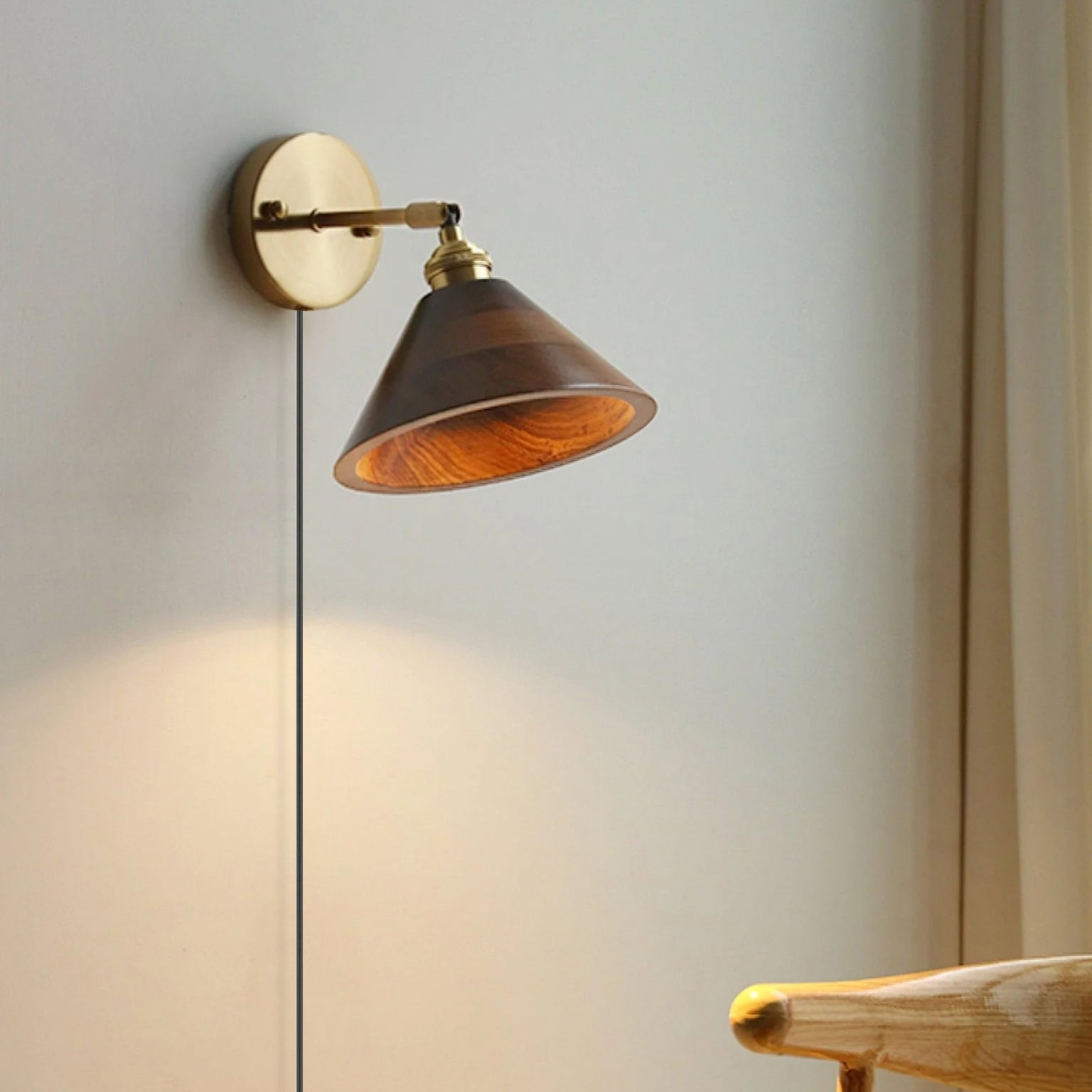Eira Vintage Pull Chain Switch Wall Lamp - Neutralighting