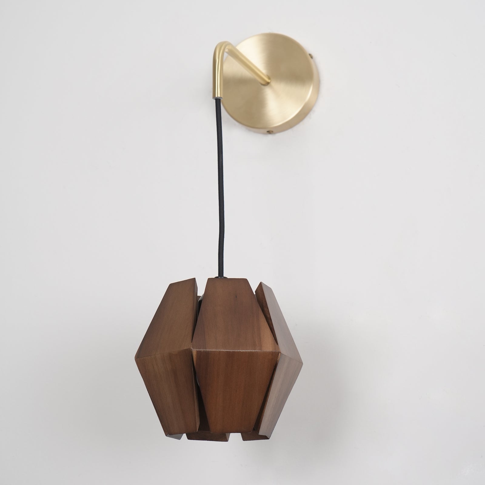 Wall Lamp Geometric Wood Shade Warm Glow Nordic Minimalist Accent - Neutralighting