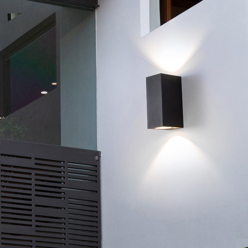 Tavon Minimalist Metal Square Outdoor Wall Lamp, Black - Neutralighting