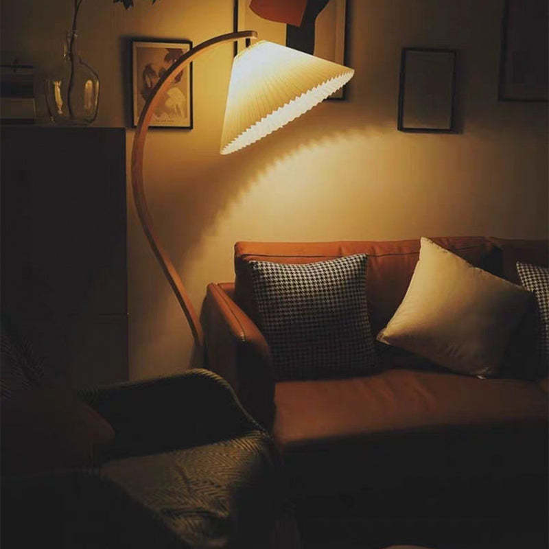 Muto Unique LED Floor Lamp, Wood/Metal, Living Room - Neutralighting