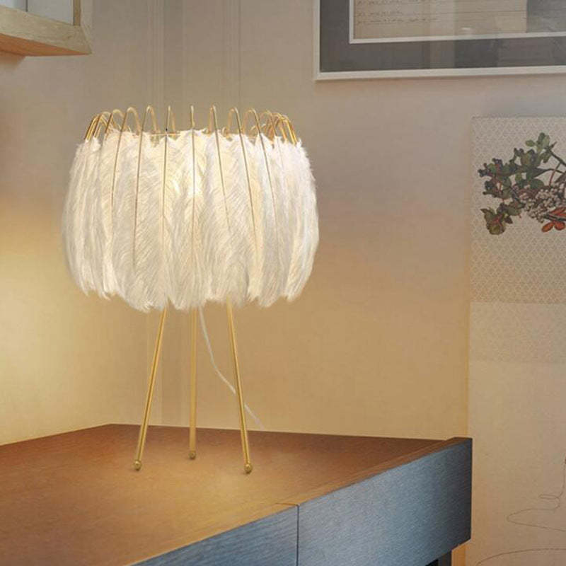 O'Moore Artistic Tripod Feather Floor Lamp, White - Neutralighting