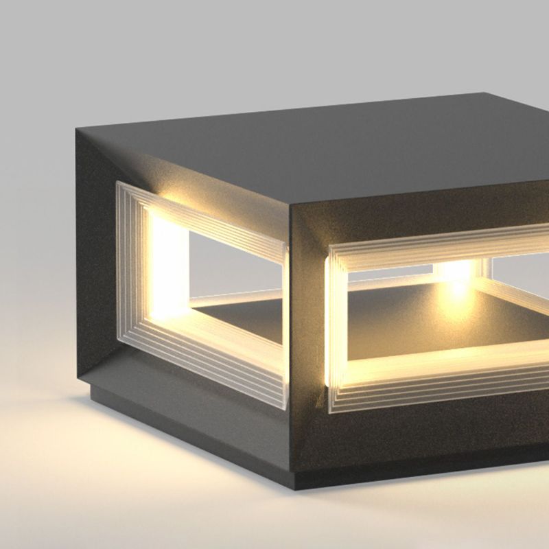 Ray Contemporary LED Cube Metal Outdoor Lamps, Black - Neutralighting