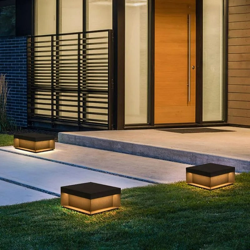Elow Outdoor Post Lamps Modern Square Solar - Neutralighting