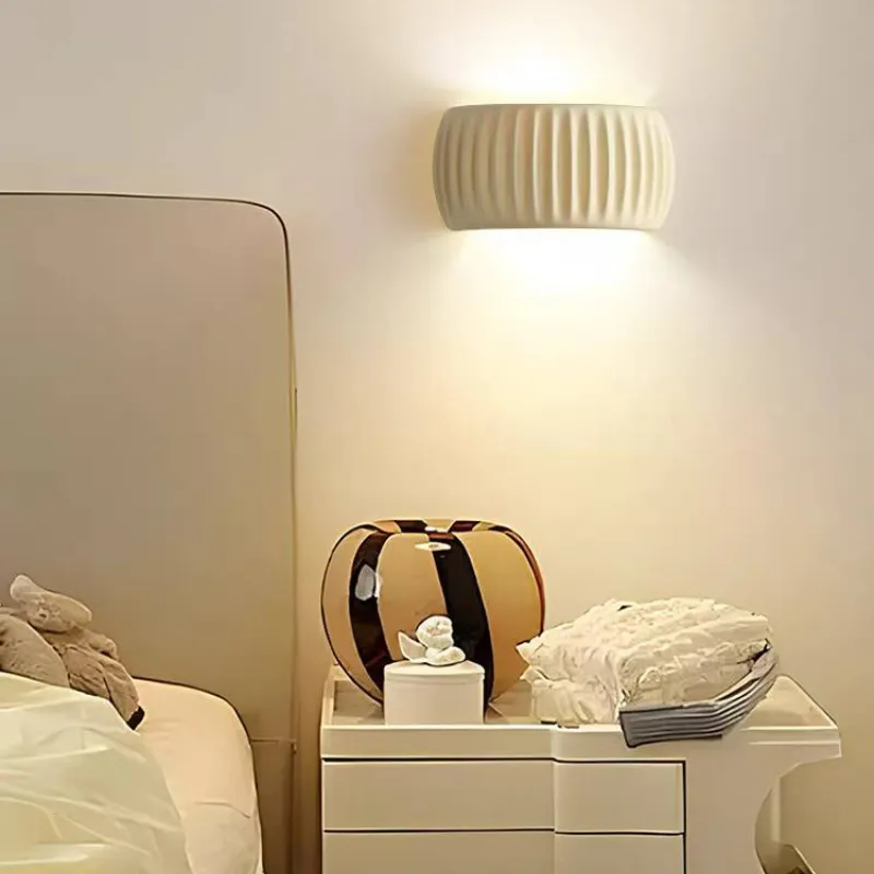 Aria Modern LED Indoor Wall Lamp Orange/Green Resin Bedroom - Neutralighting