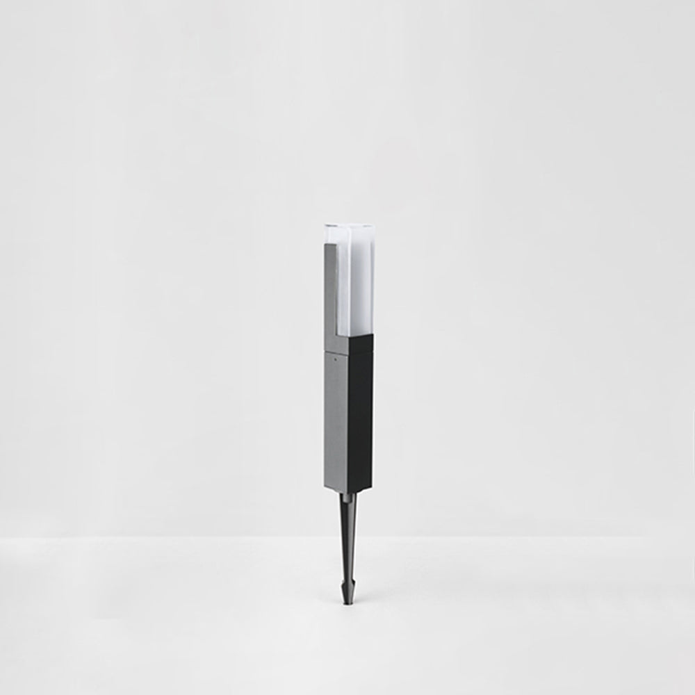Ray Modern Metal Solar Outdoor Path Light, Black - Neutralighting