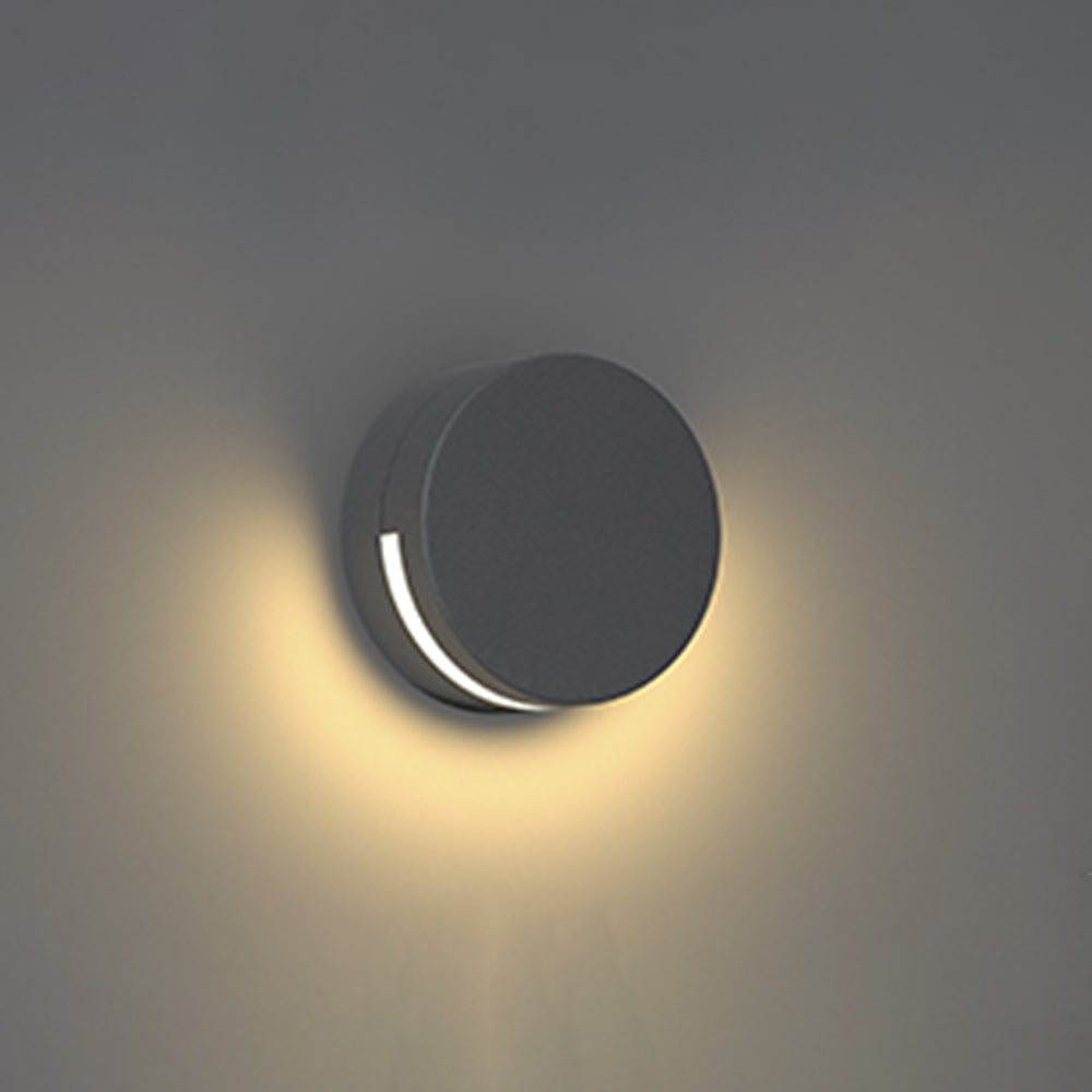 Ray Modern Minimalist Round Metal/Glass Waterproof Outdoor Wall Lamp, Black - Neutralighting